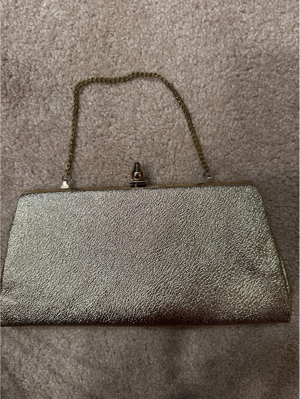 (5)Elegant Gold Metallic Evening Clutch with Chain Handle